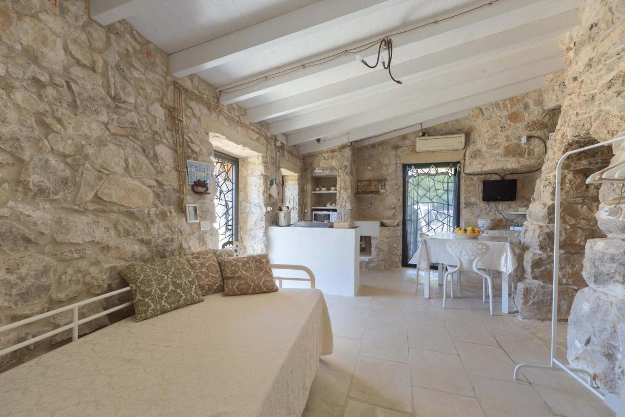 Trulli Le Scalelle Villa Морчано ди Леука Стая снимка